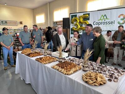 Coprossel celebra 35 anos de história, crescimento e cooperação